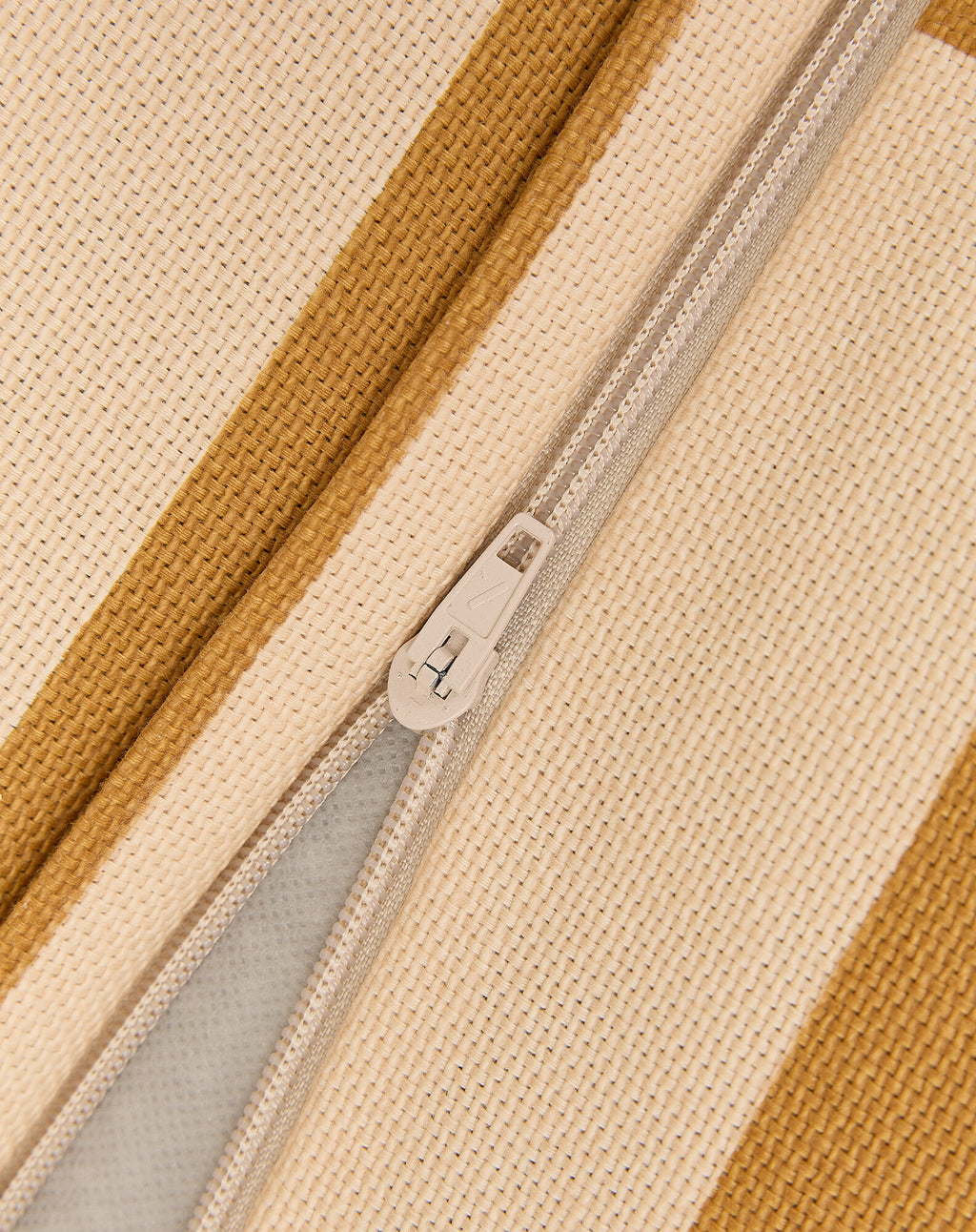 Pouf long  - taille adulte - Vibes