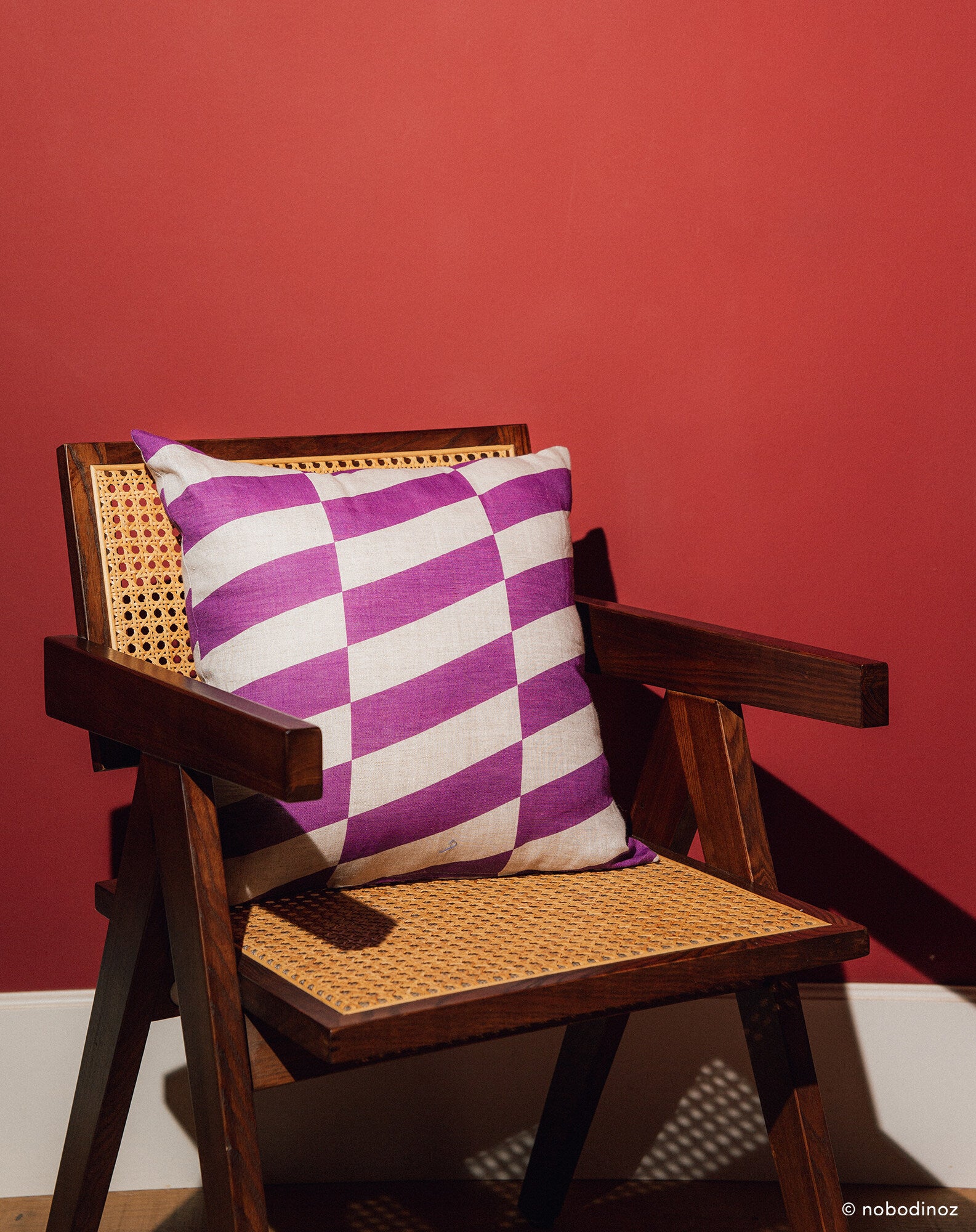 Square cushion in french linen Stanley