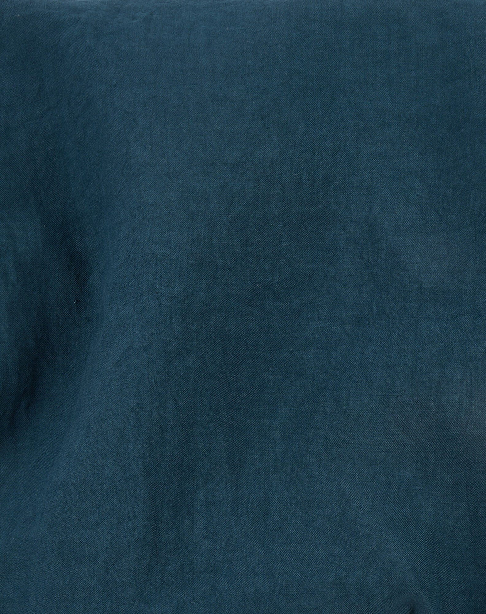 Star cushion in washed French linen L1N0