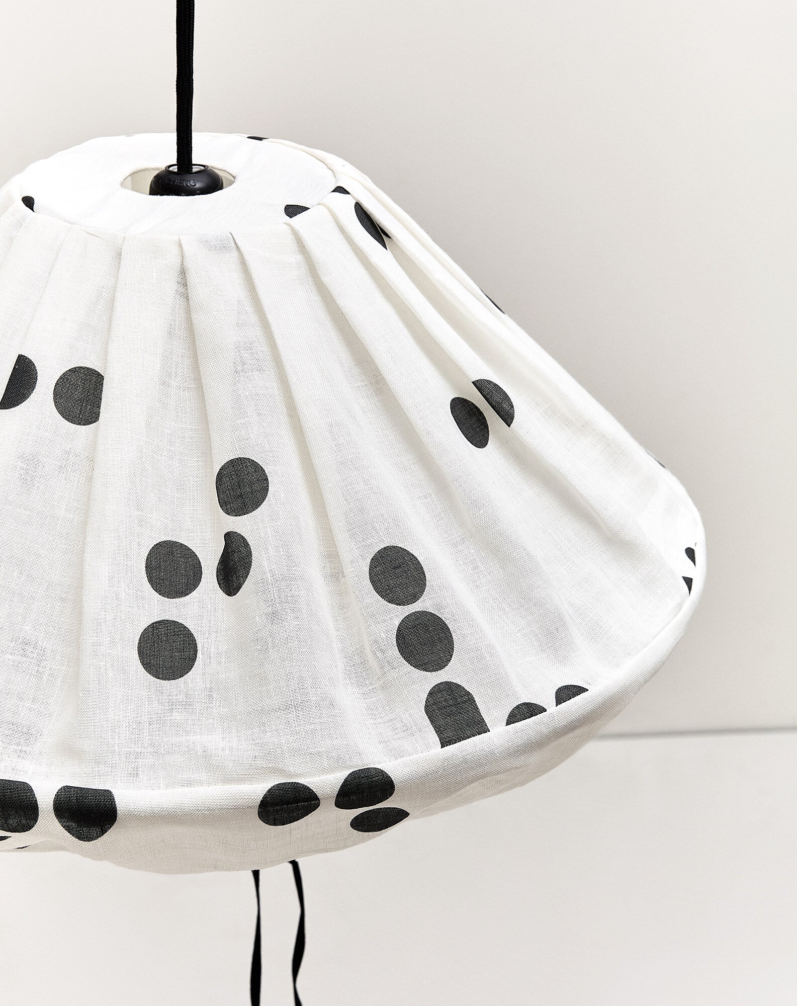 Linen pendant lampshade diam. 50cm Yumi