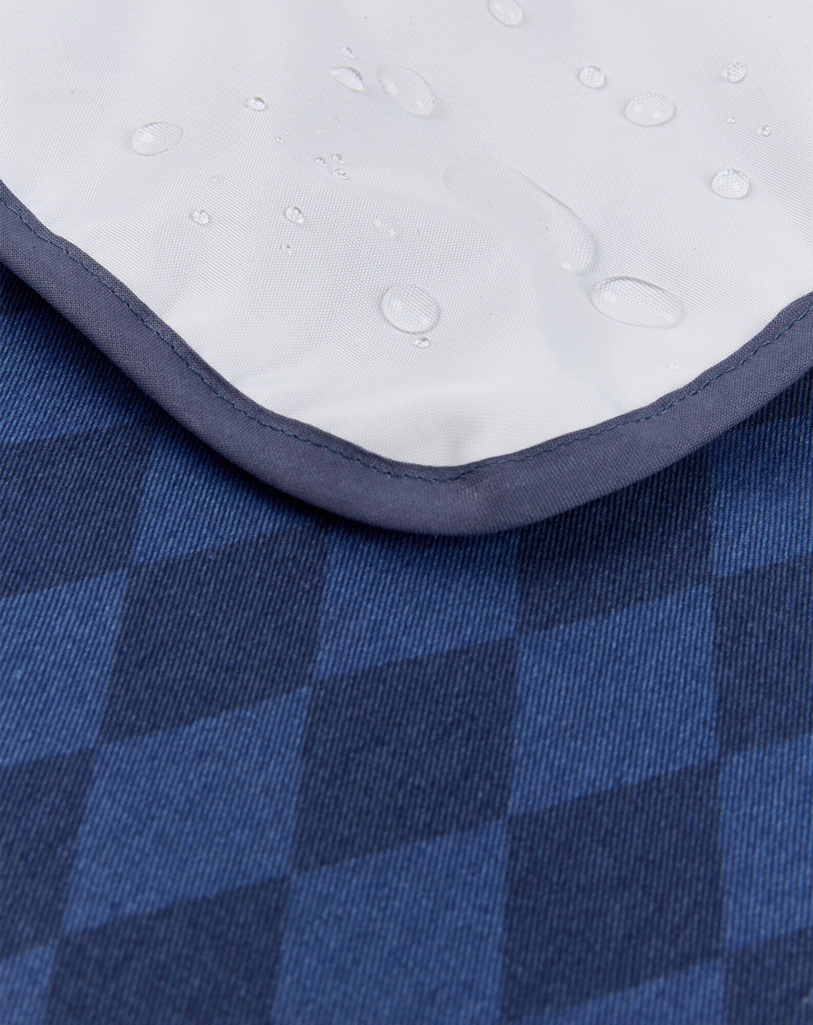 Waterproof changing pad Hyde Park