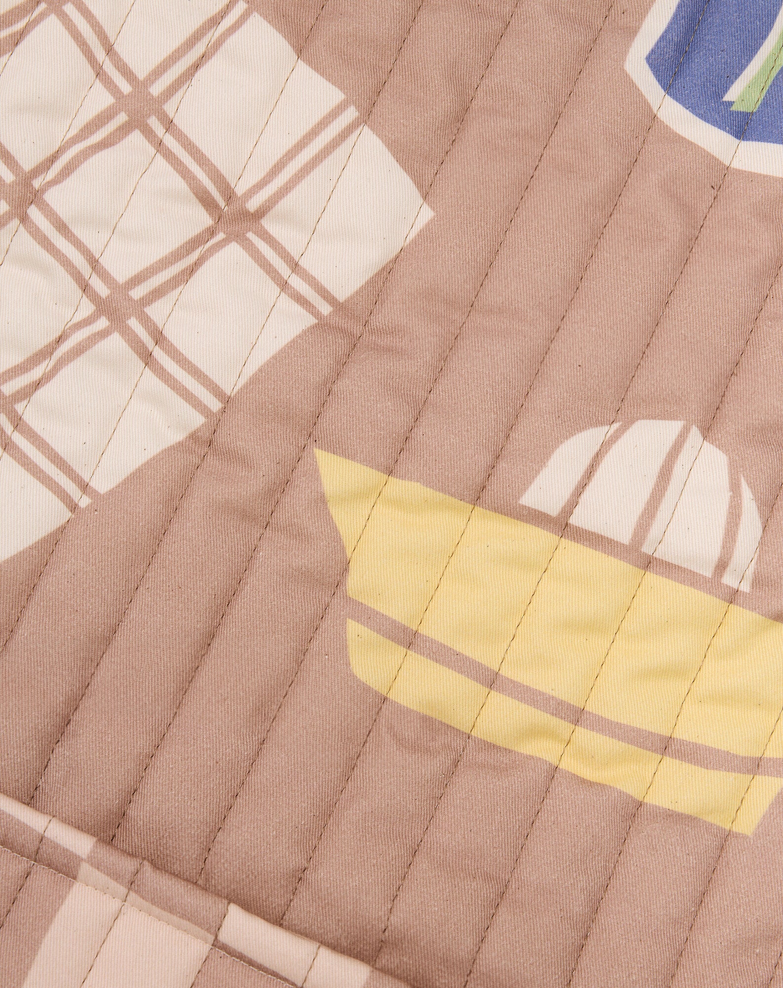 Quilted wall organizer Vibes