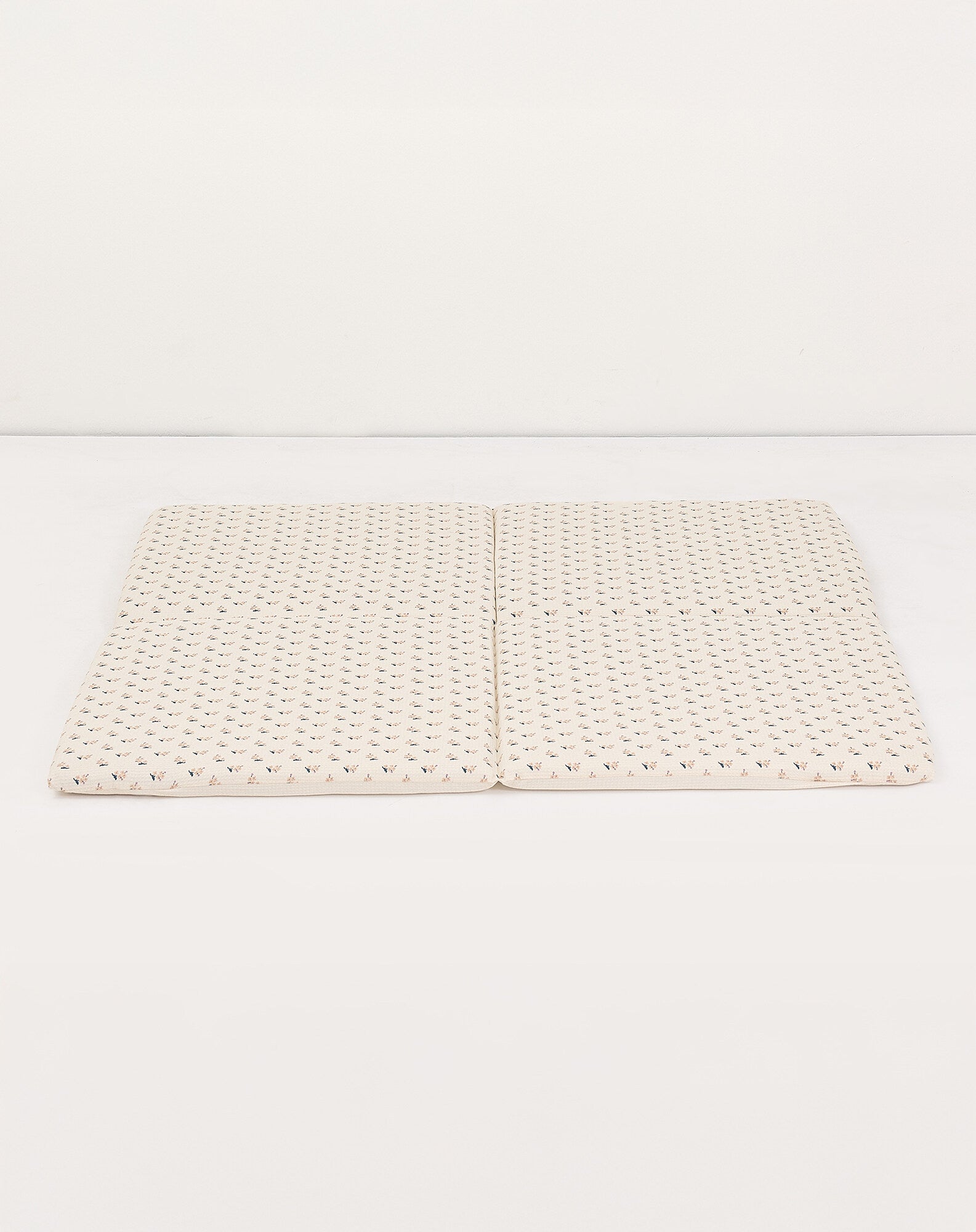 Tapis de jeu pliable pour bébé et enfants