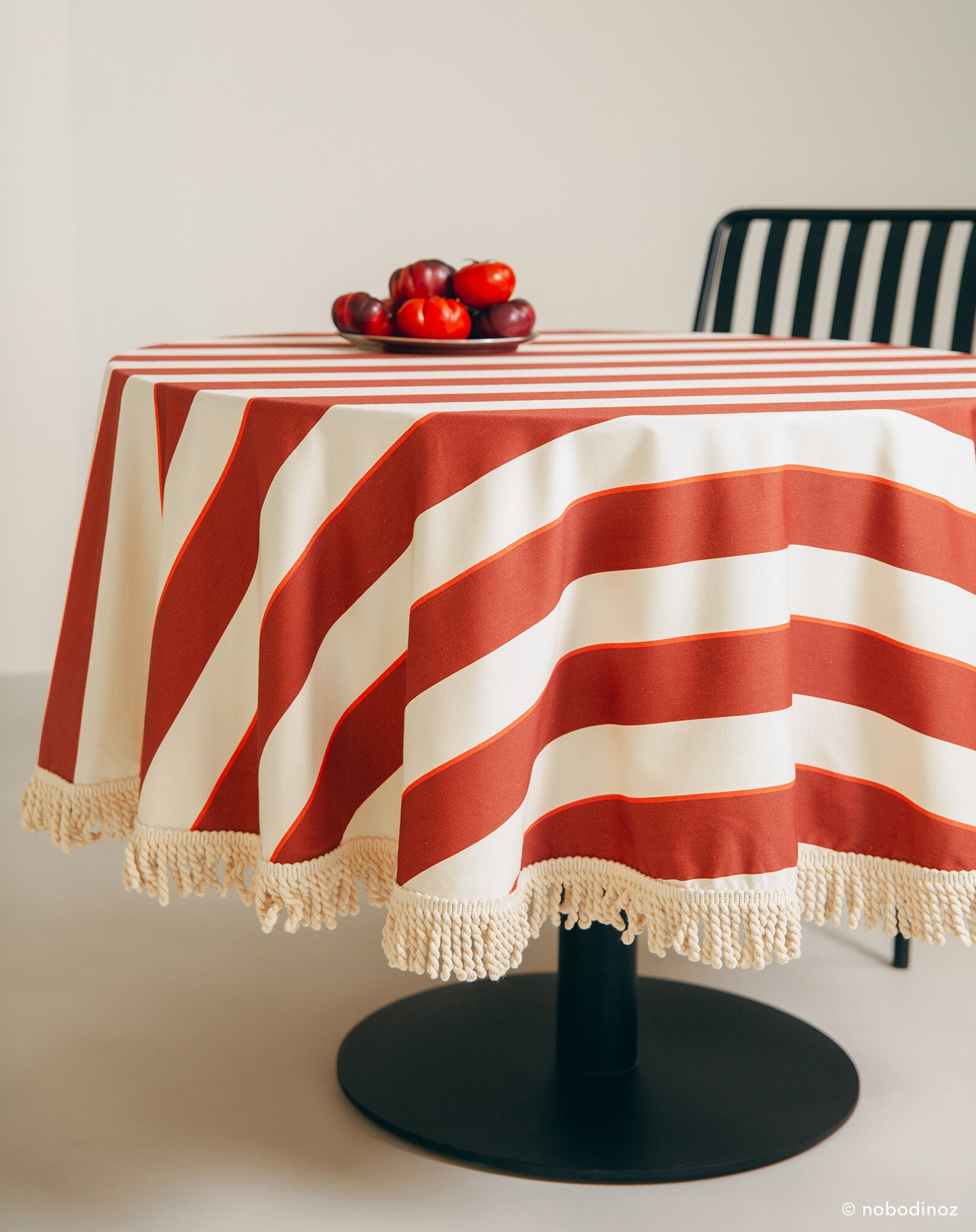 Nappe ronde avec franges 160 cm