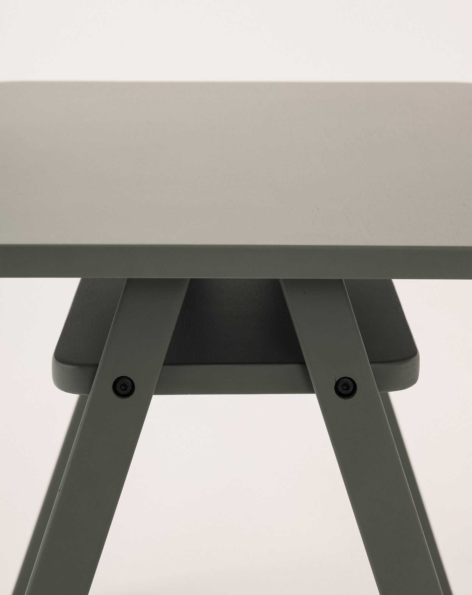 Pack kid's table with 1 chair Growing Green