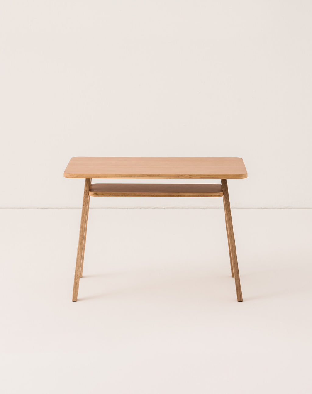 Conjunto mesa infantil con 2 sillas Growing Green
