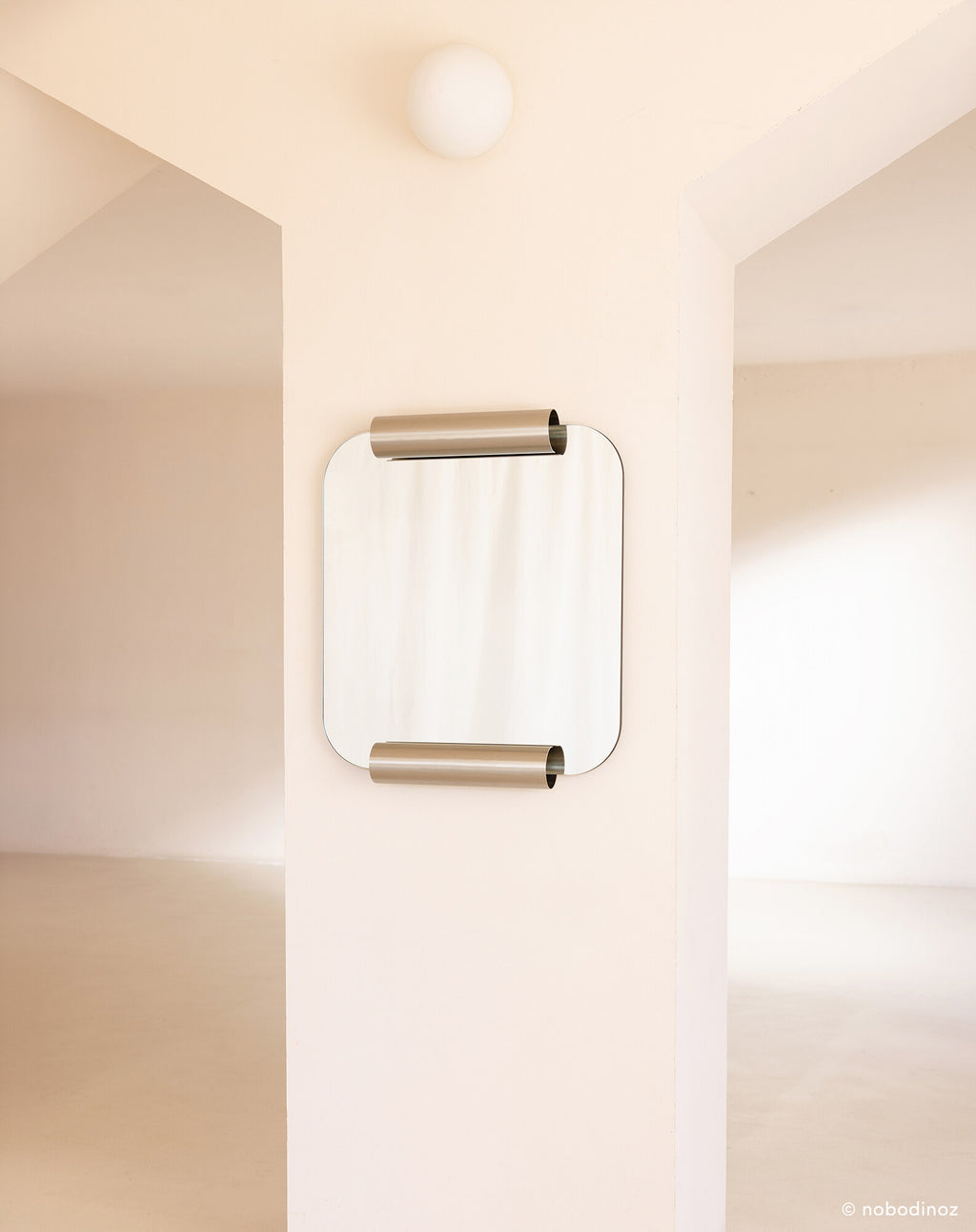 Brushed stainless steel Roll mirror