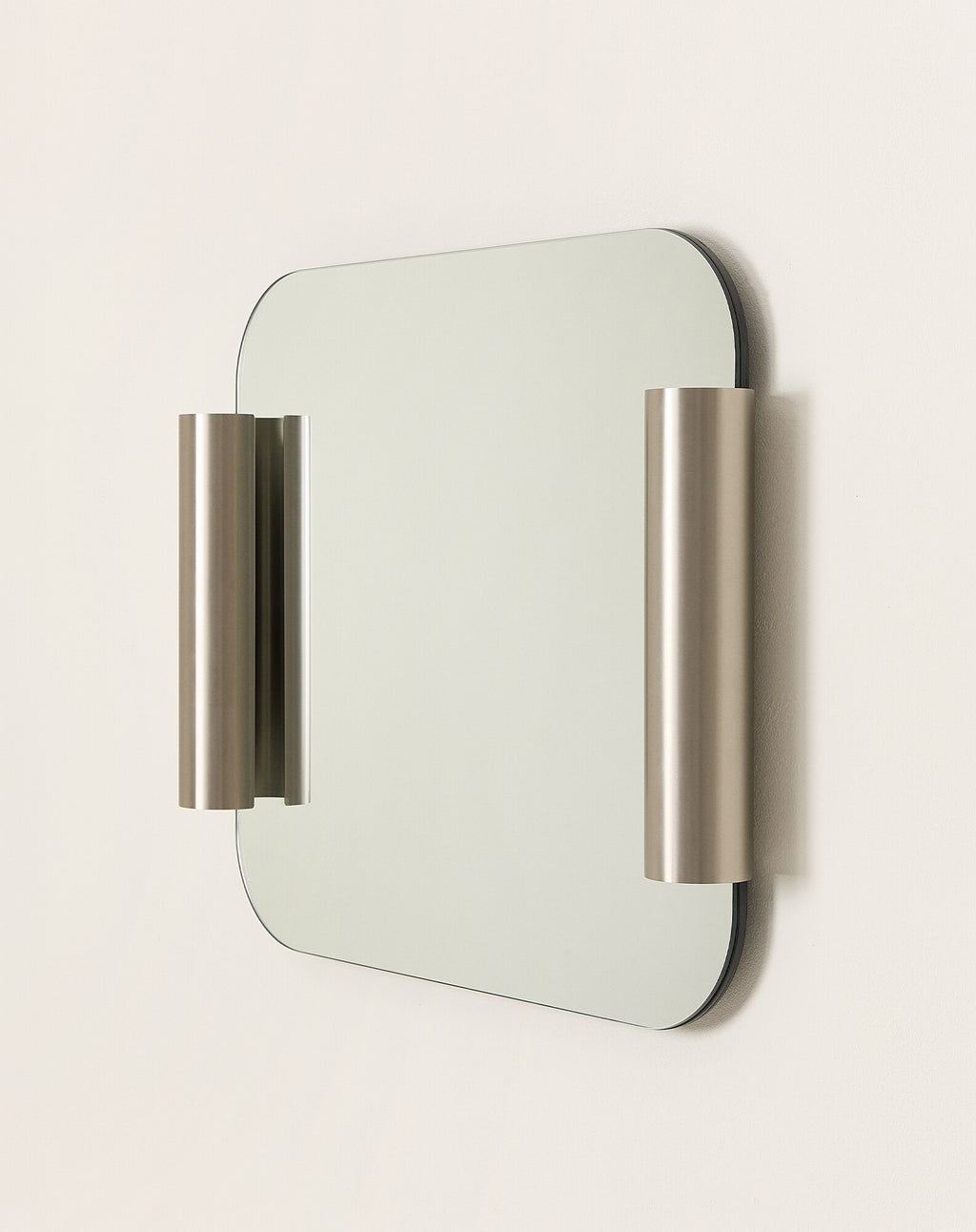 Brushed stainless steel Roll mirror