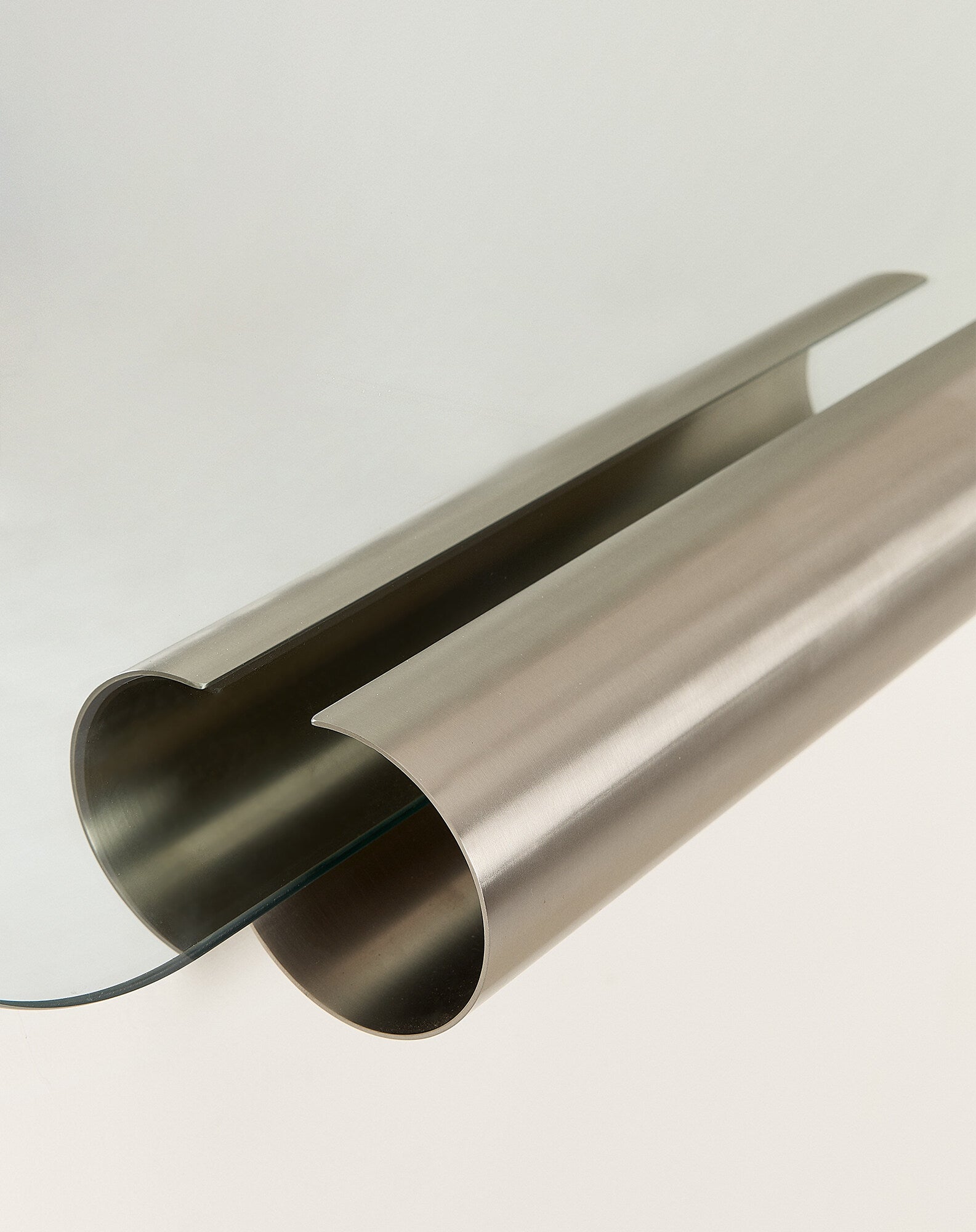 Brushed stainless steel Roll mirror