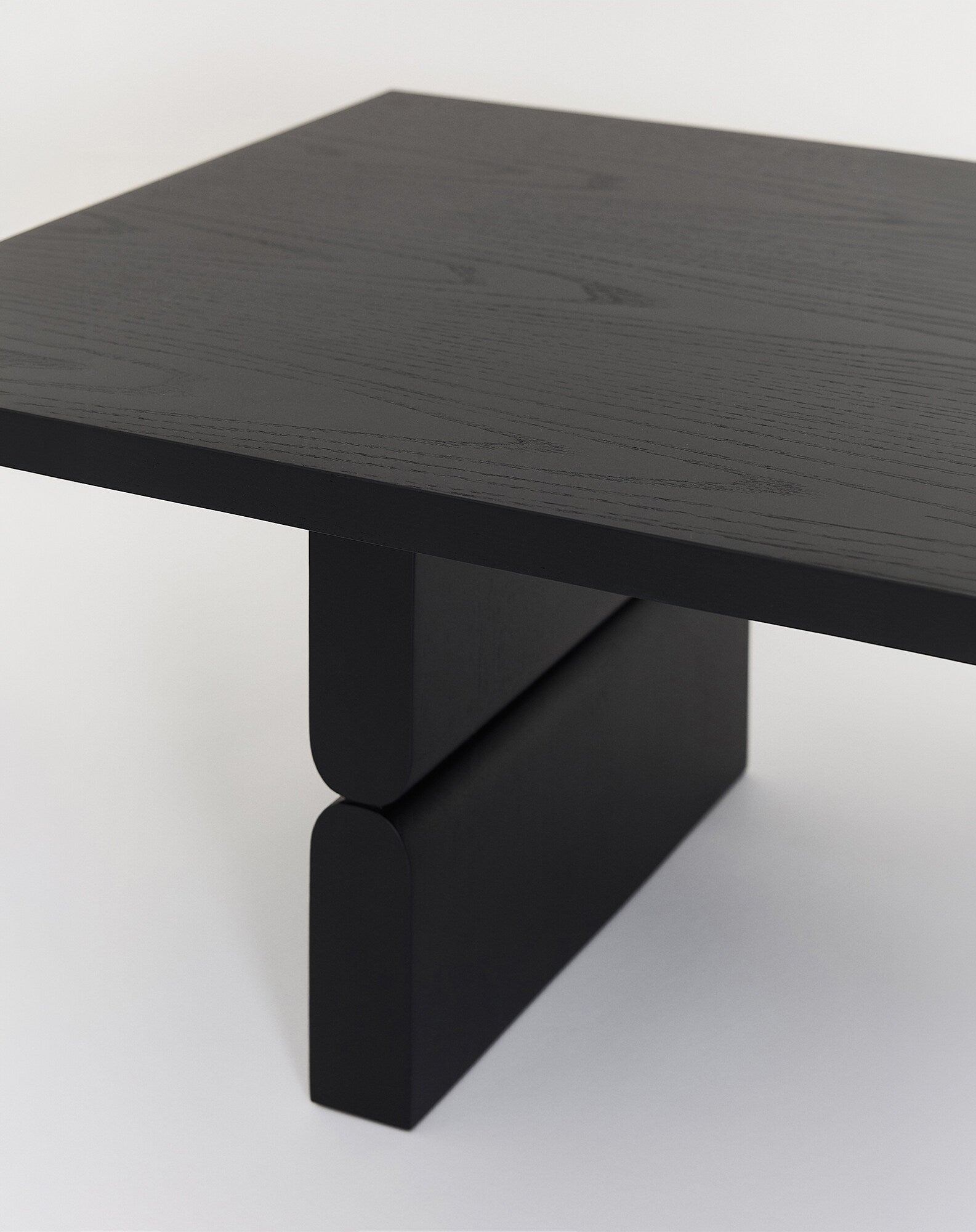 Mesa de centro de madera pintada noon