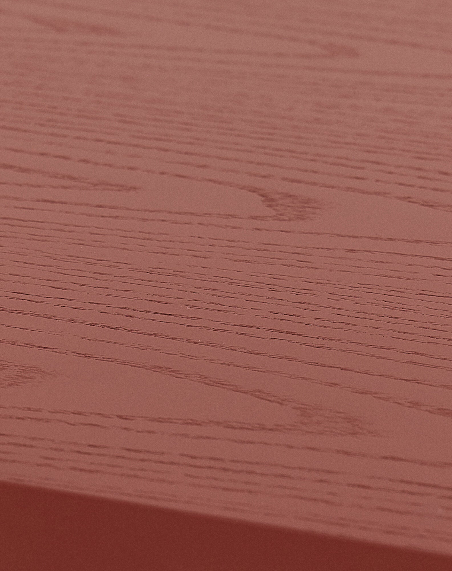 Table basse en bois peint noon