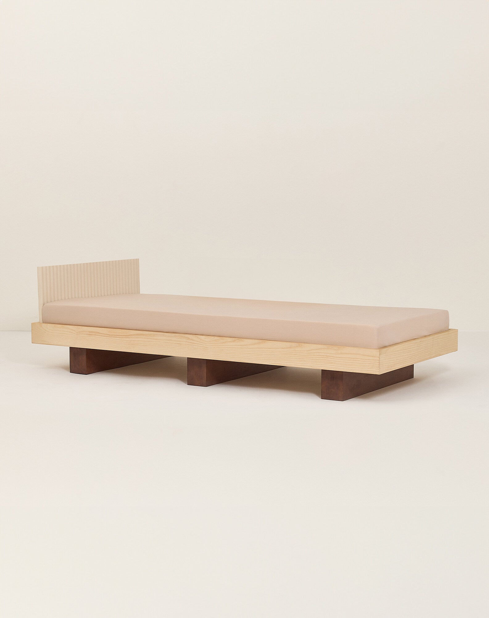 Junior bed & Daybed  Heju X Nobodinoz