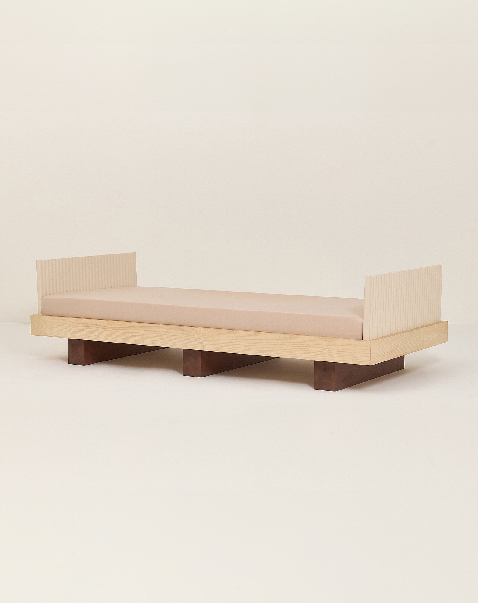 Junior bed & Daybed  Heju X Nobodinoz