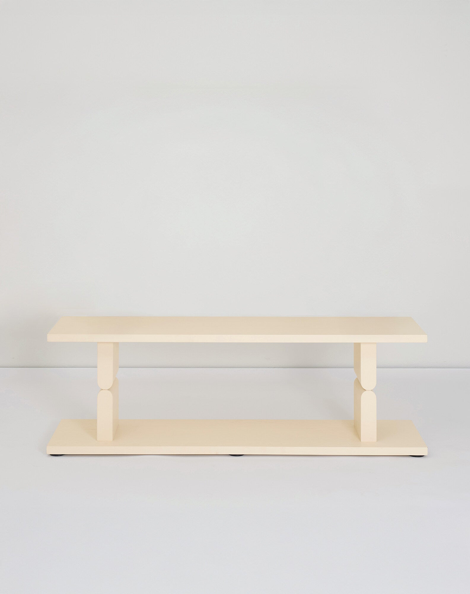Estantería de madera pintada noon