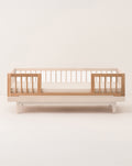 Safety bed barrier in solid oak Pure