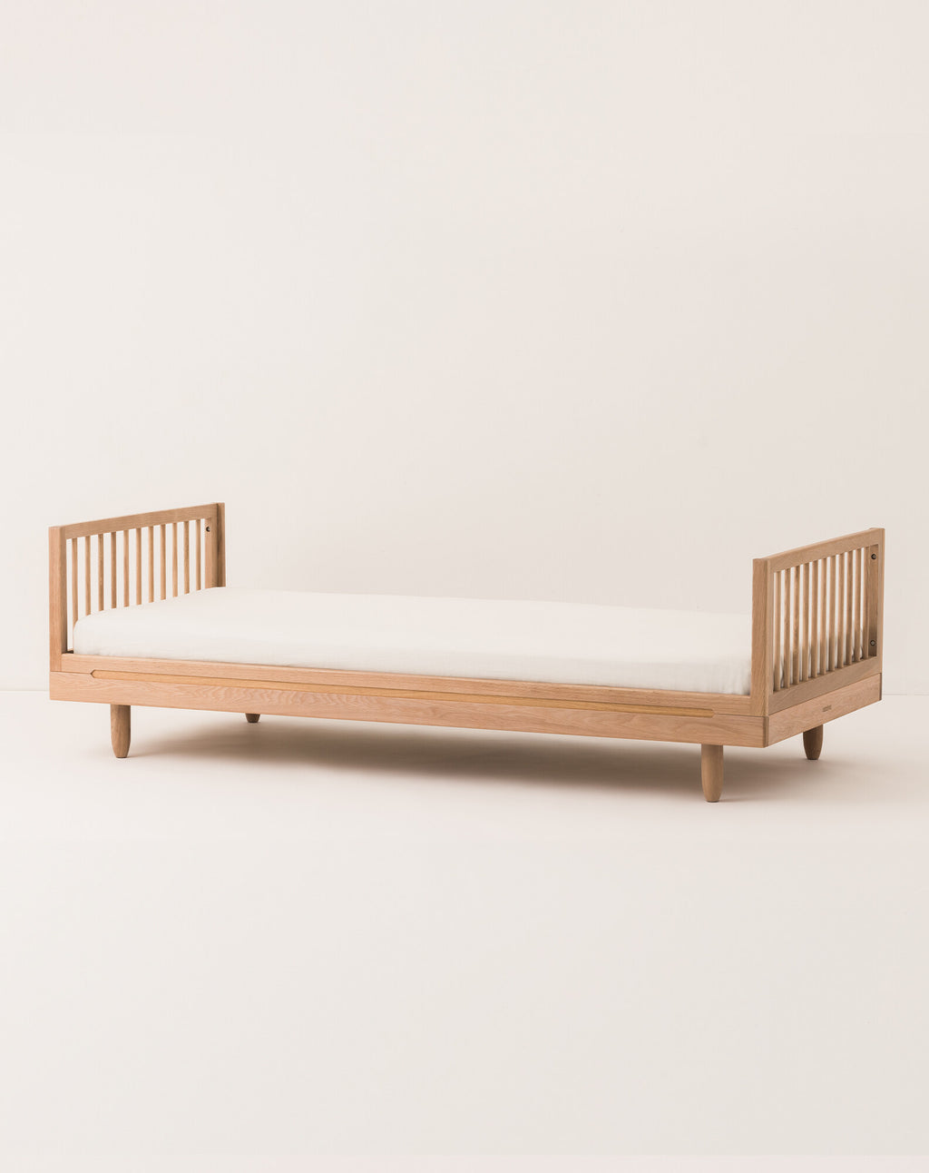 Cama adulto de roble macizo Pure