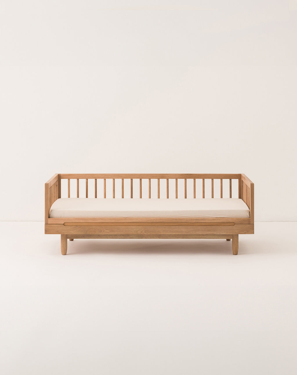 Cama junior de roble macizo Pure