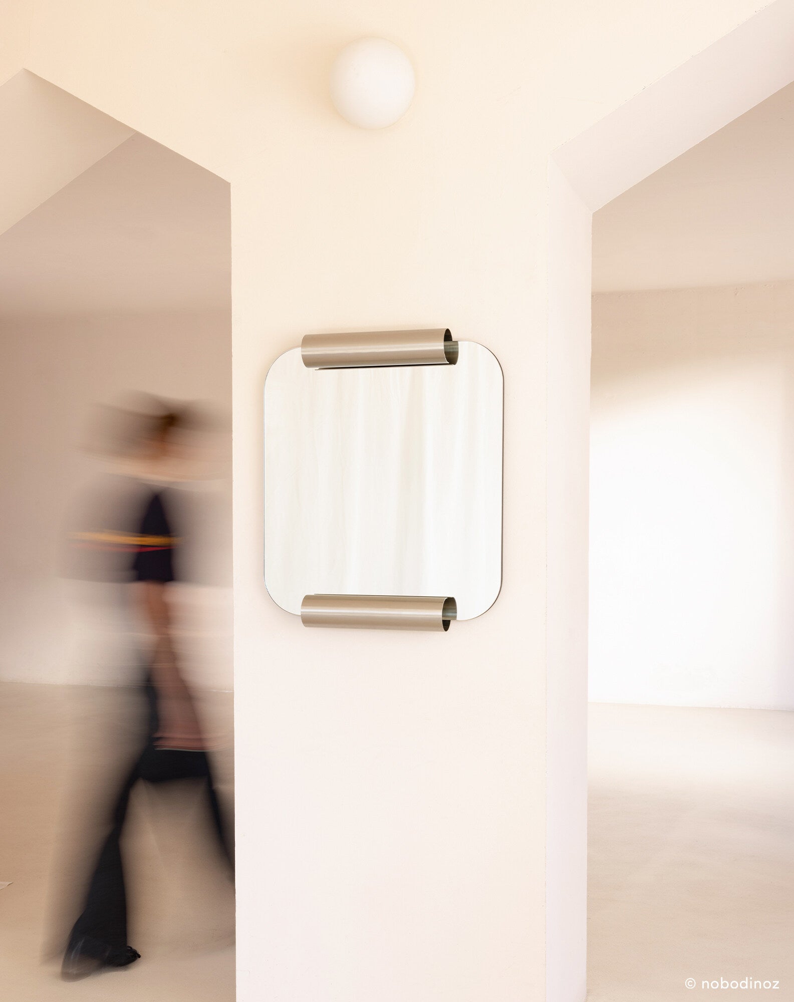 Brushed stainless steel Roll mirror
