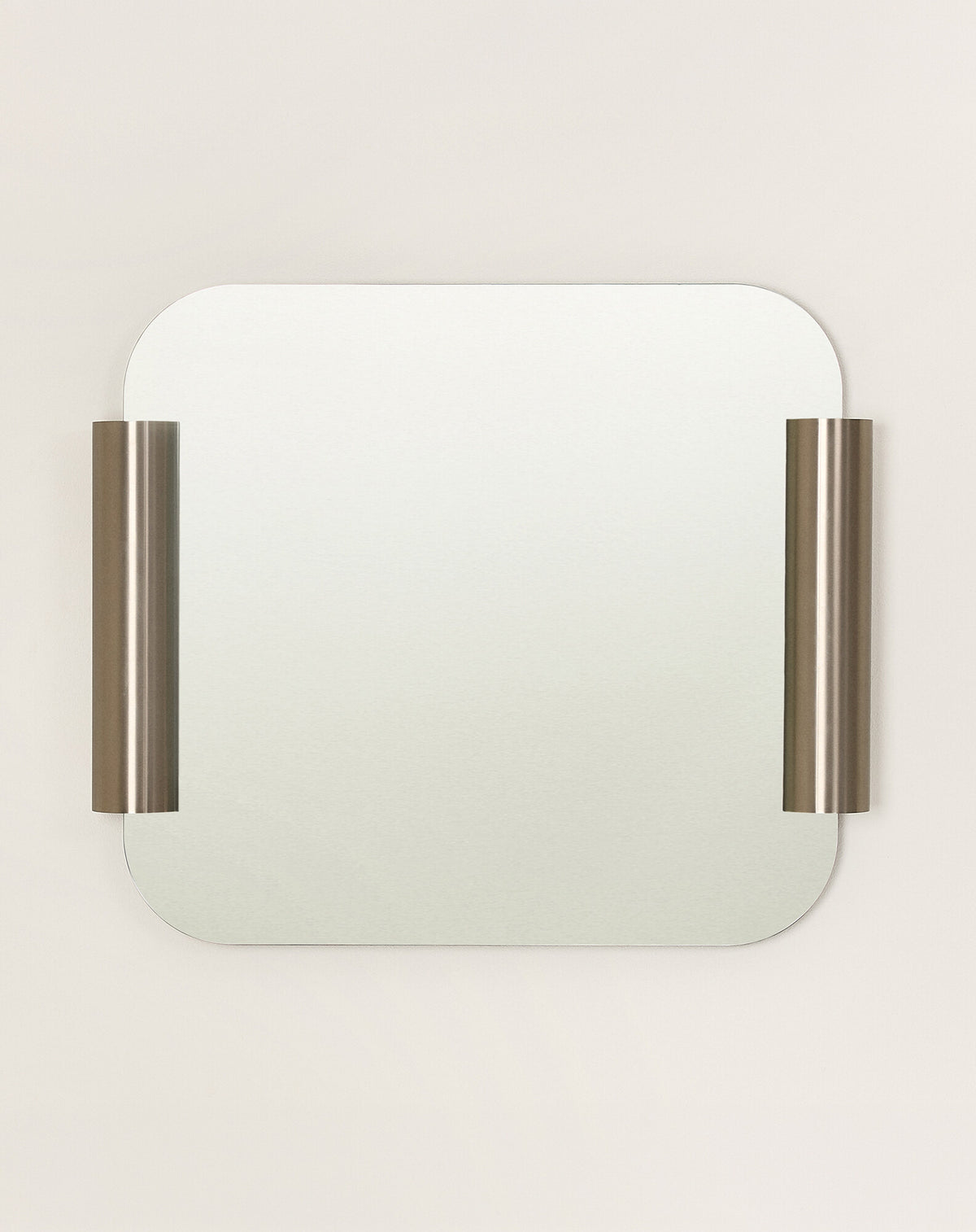 Miroir Roll en acier brossé